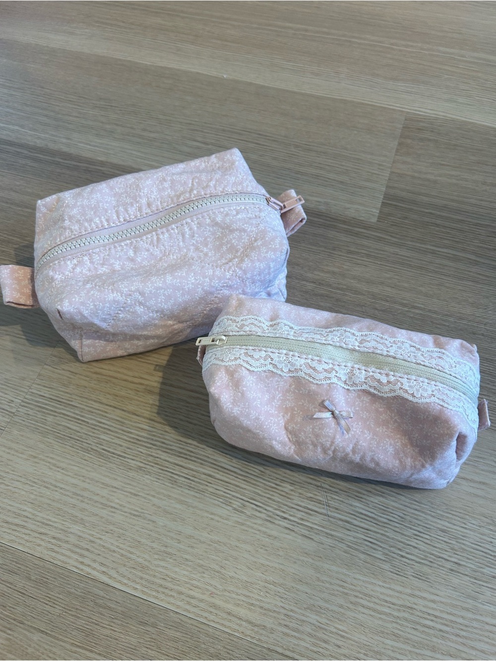 Brandy melville Cosmetic Pouch - Women's Travel Makeup Bag